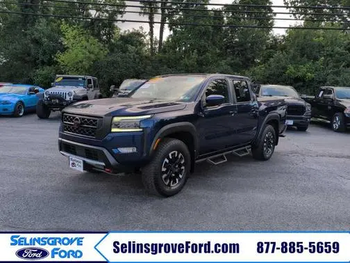 2023 Nissan Frontier PRO-4X 4WD photo