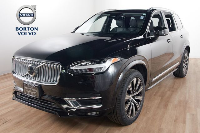 2023 Volvo XC90 Plus AWD photo