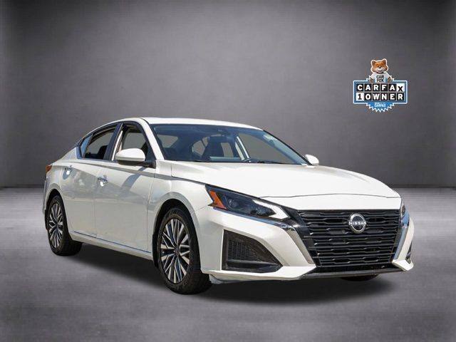 2023 Nissan Altima 2.5 SV FWD photo