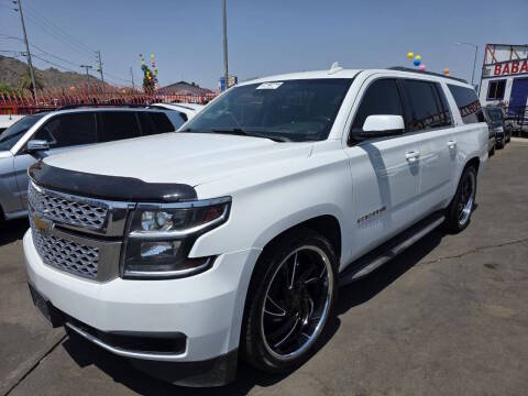 2020 Chevrolet Suburban LT RWD photo
