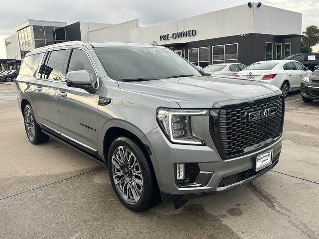 2023 GMC Yukon XL Denali Ultimate 4WD photo