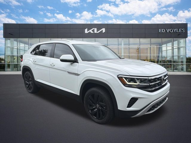 2023 Volkswagen Atlas Cross Sport 2.0T SE w/Technology FWD photo