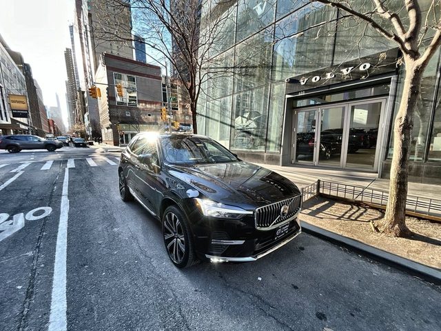 2023 Volvo XC60 Ultimate Bright Theme AWD photo