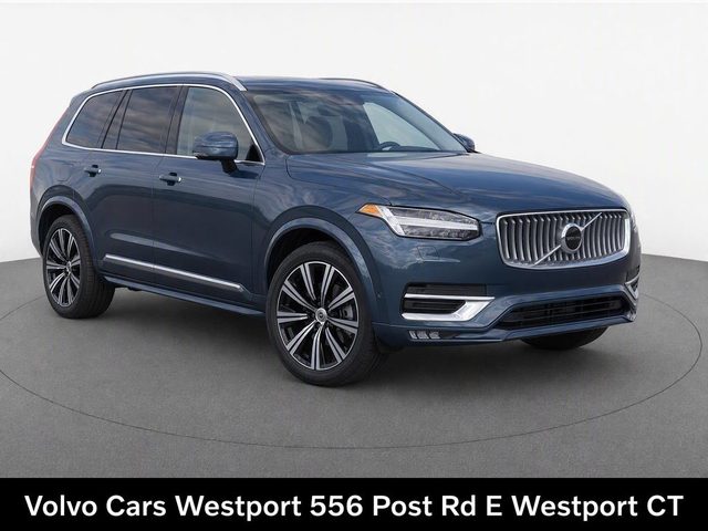 2023 Volvo XC90 Plus AWD photo