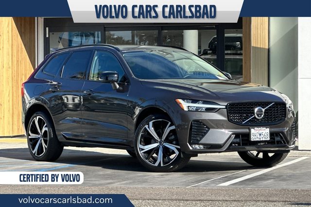 2023 Volvo XC60 Ultimate Dark Theme FWD photo