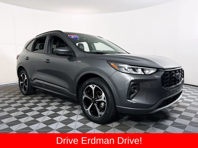 2023 Ford Escape ST-Line Select AWD photo