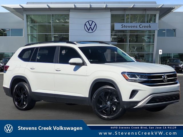 2023 Volkswagen Atlas 3.6L V6 SE w/Technology FWD photo