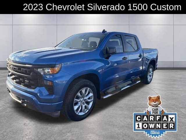 2023 Chevrolet Silverado 1500 Custom 4WD photo