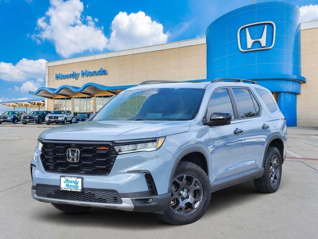 2023 Honda Pilot TrailSport AWD photo