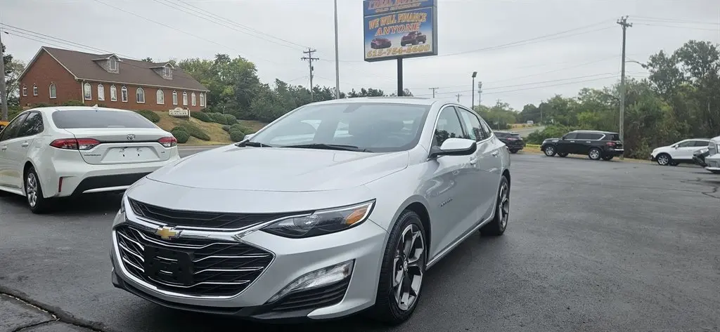 2022 Chevrolet Malibu LT FWD photo
