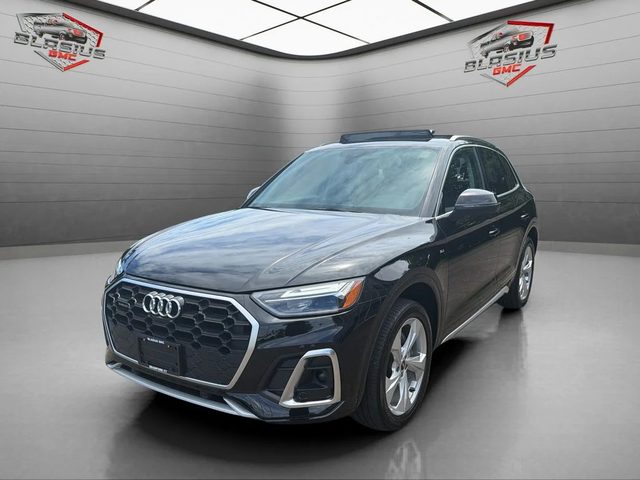 2023 Audi Q5 S line Premium Plus AWD photo