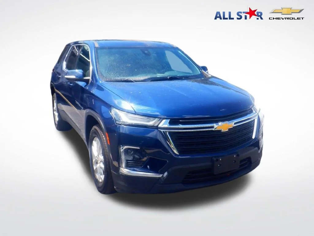 2023 Chevrolet Traverse LS FWD photo