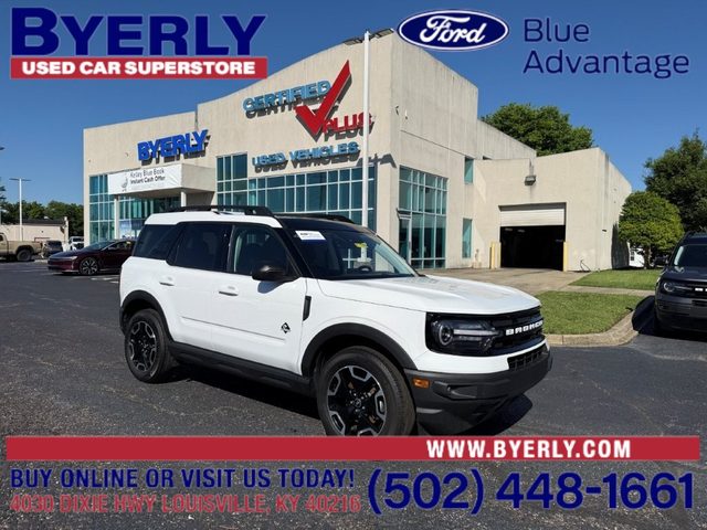 2023 Ford Bronco Sport Outer Banks 4WD photo