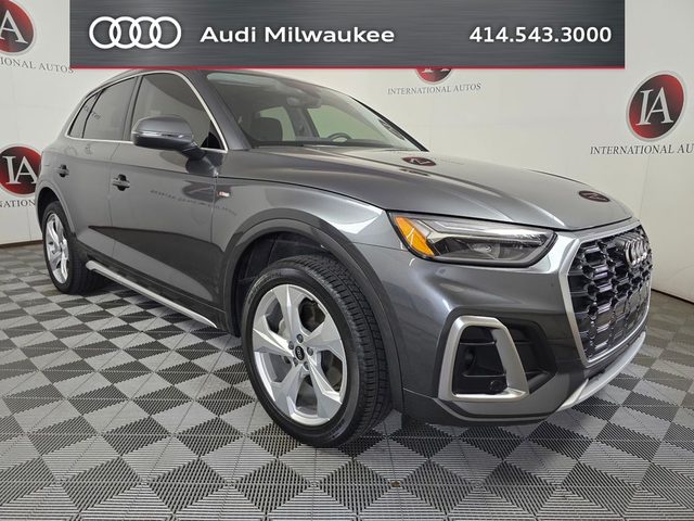 2023 Audi Q5 S line Premium Plus AWD photo