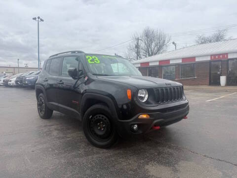 2023 Jeep Renegade Trailhawk 4WD photo