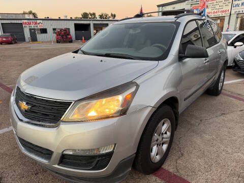 2015 Chevrolet Traverse LS FWD photo