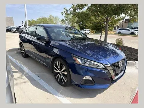2021 Nissan Altima 2.0 SR FWD photo