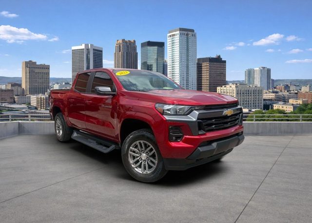 2023 Chevrolet Colorado 4WD LT 4WD photo
