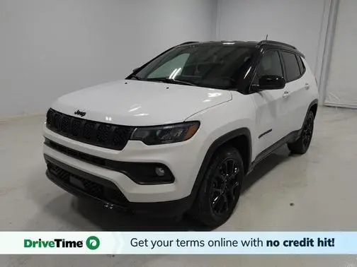 2023 Jeep Compass Altitude 4WD photo