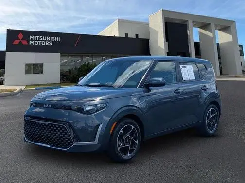 2023 Kia Soul EX FWD photo