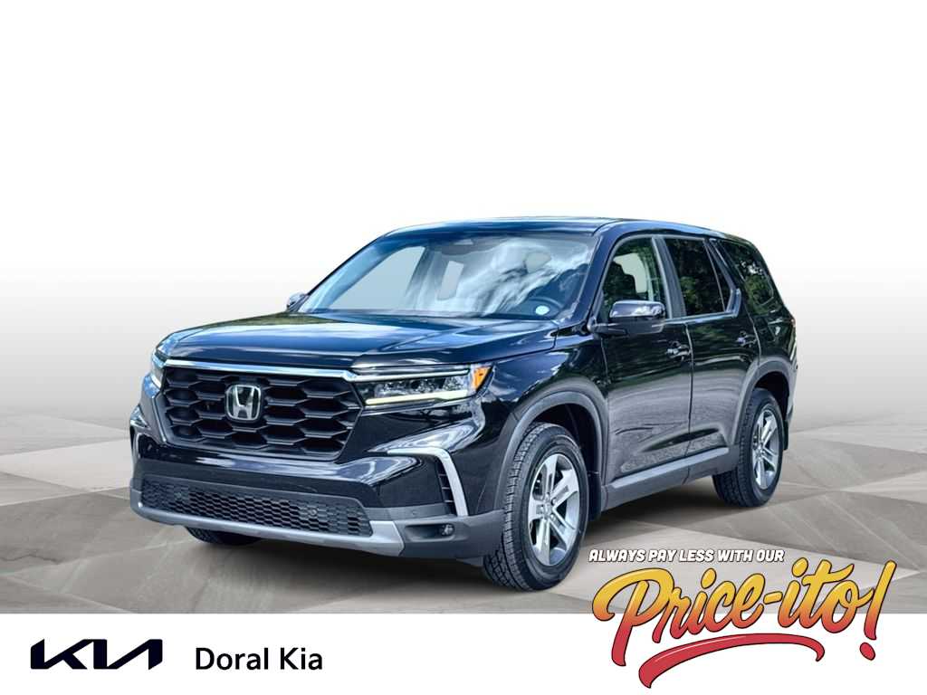 2023 Honda Pilot EX-L 7 Passenger AWD photo