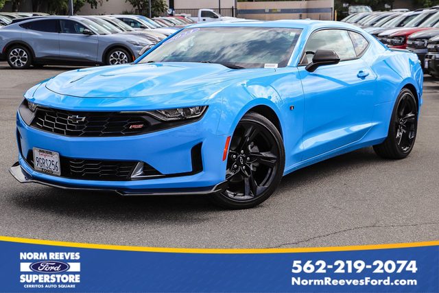 2023 Chevrolet Camaro 1LT RWD photo
