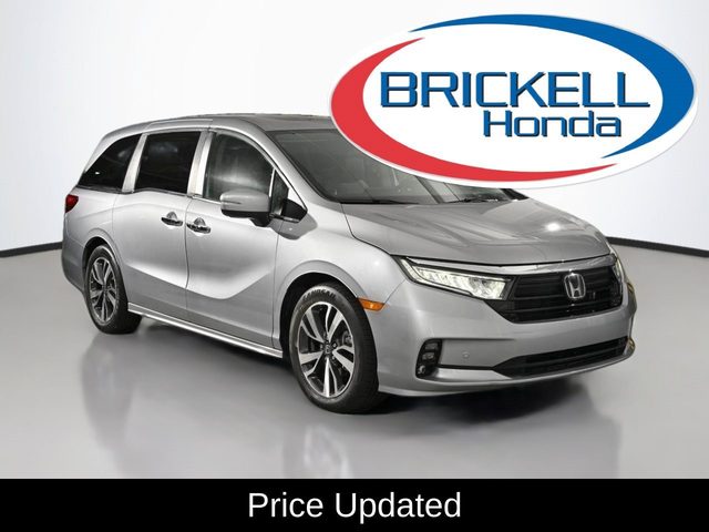 2023 Honda Odyssey Touring FWD photo
