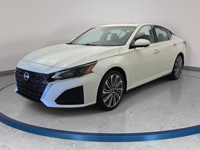 2023 Nissan Altima 2.5 SL AWD photo