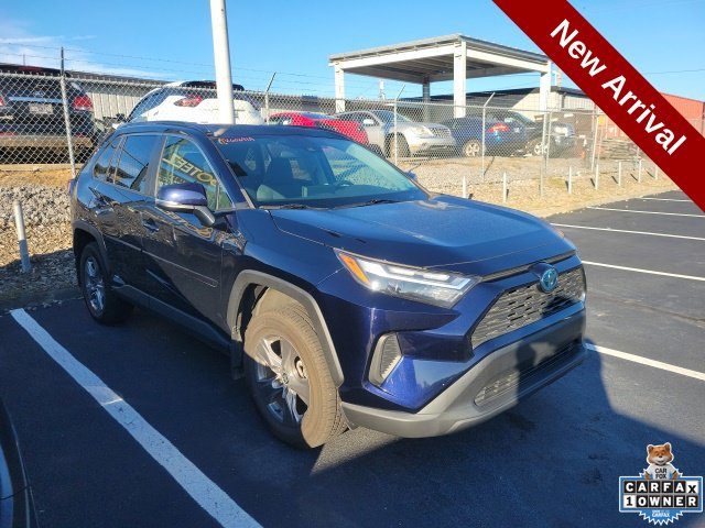 2023 Toyota RAV4 Hybrid XLE AWD photo