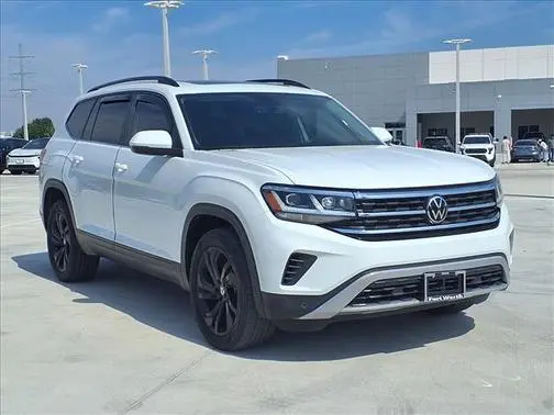 2023 Volkswagen Atlas 3.6L V6 SE w/Technology FWD photo
