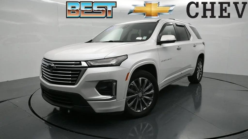 2023 Chevrolet Traverse Premier FWD photo