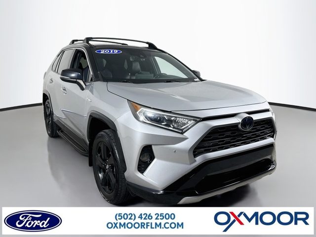 2019 Toyota RAV4 Hybrid XSE AWD photo