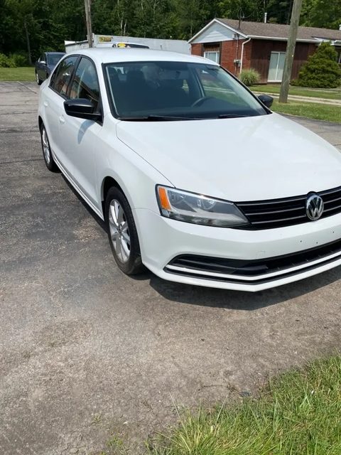 2015 Volkswagen Jetta 1.8T SE FWD photo