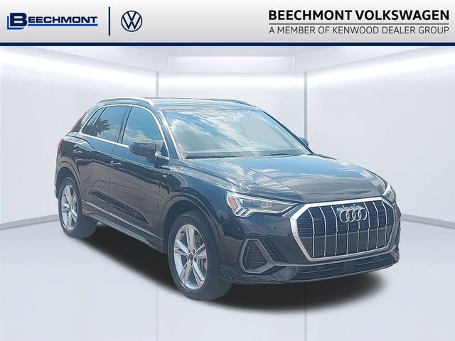 2023 Audi Q3 S line Premium AWD photo