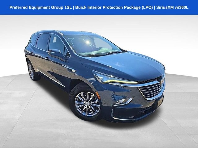 2023 Buick Enclave Essence AWD photo