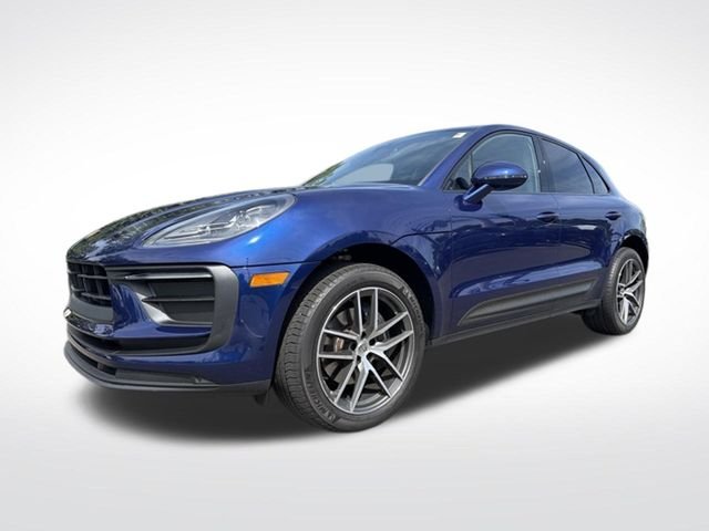 2023 Porsche Macan T AWD photo