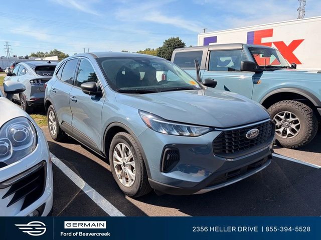 2023 Ford Escape Active FWD photo