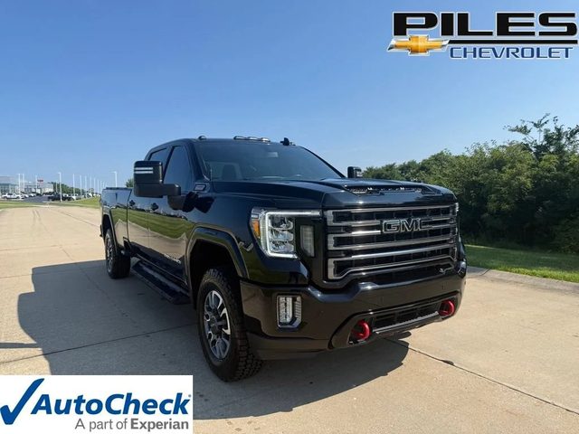 2022 GMC Sierra 2500HD AT4 4WD photo