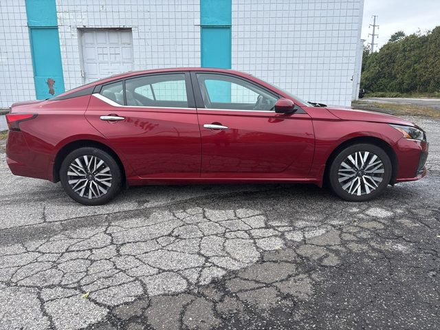 2023 Nissan Altima 2.5 SV AWD photo
