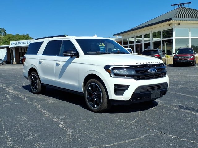 2023 Ford Expedition Max Limited 4WD photo
