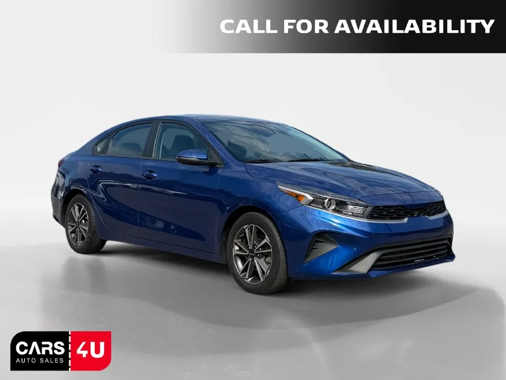 2023 Kia Forte LXS FWD photo