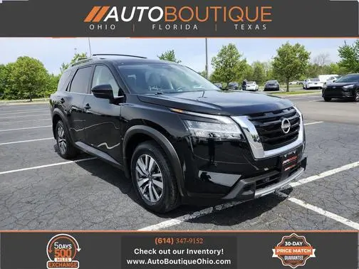 2023 Nissan Pathfinder SL 4WD photo