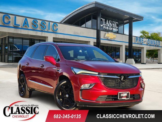 2023 Buick Enclave Essence FWD photo