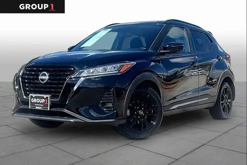 2023 Nissan Kicks SR FWD photo