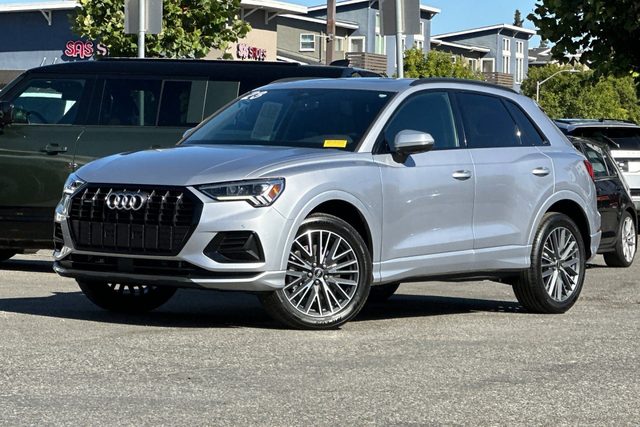 2023 Audi Q3 Premium Plus AWD photo