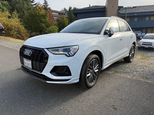 2023 Audi Q3 Premium AWD photo