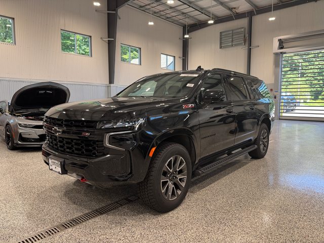 2023 Chevrolet Suburban Z71 4WD photo