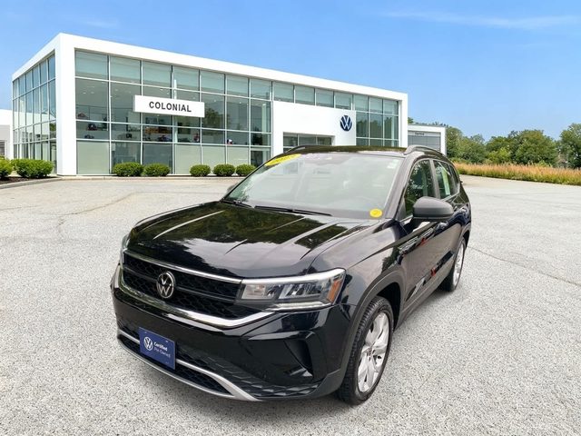 2023 Volkswagen Taos S AWD photo