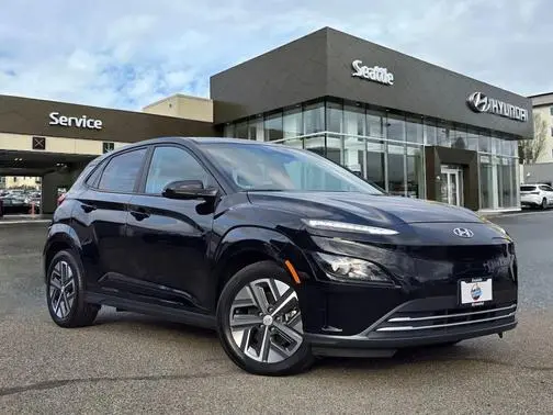 2023 Hyundai Kona SE FWD photo