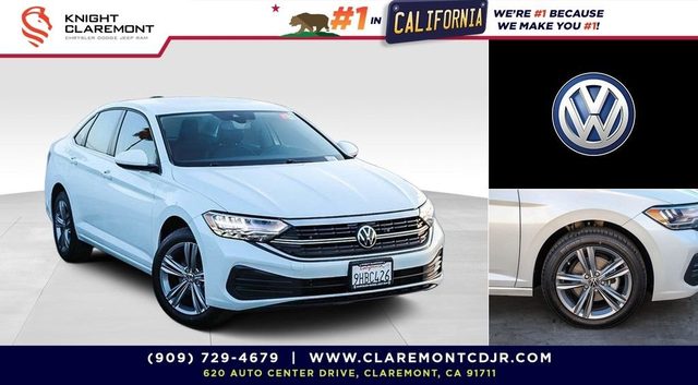 2023 Volkswagen Jetta SE FWD photo